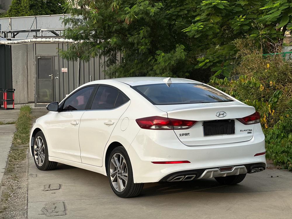 Hyundai Elantra Lingdong