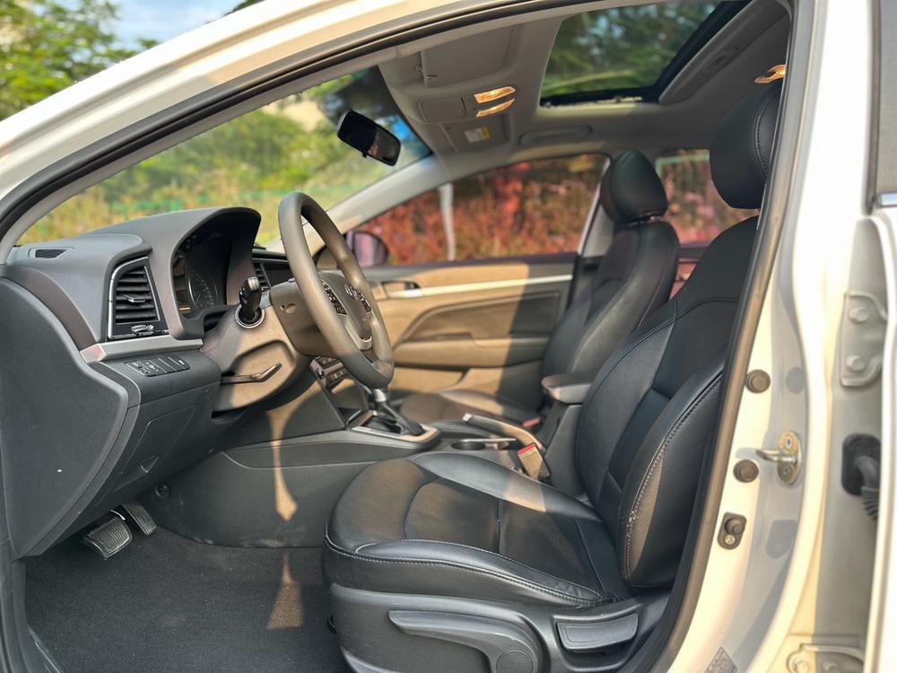 Hyundai Elantra Lingdong