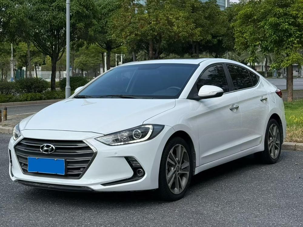 Hyundai Elantra Lingdong