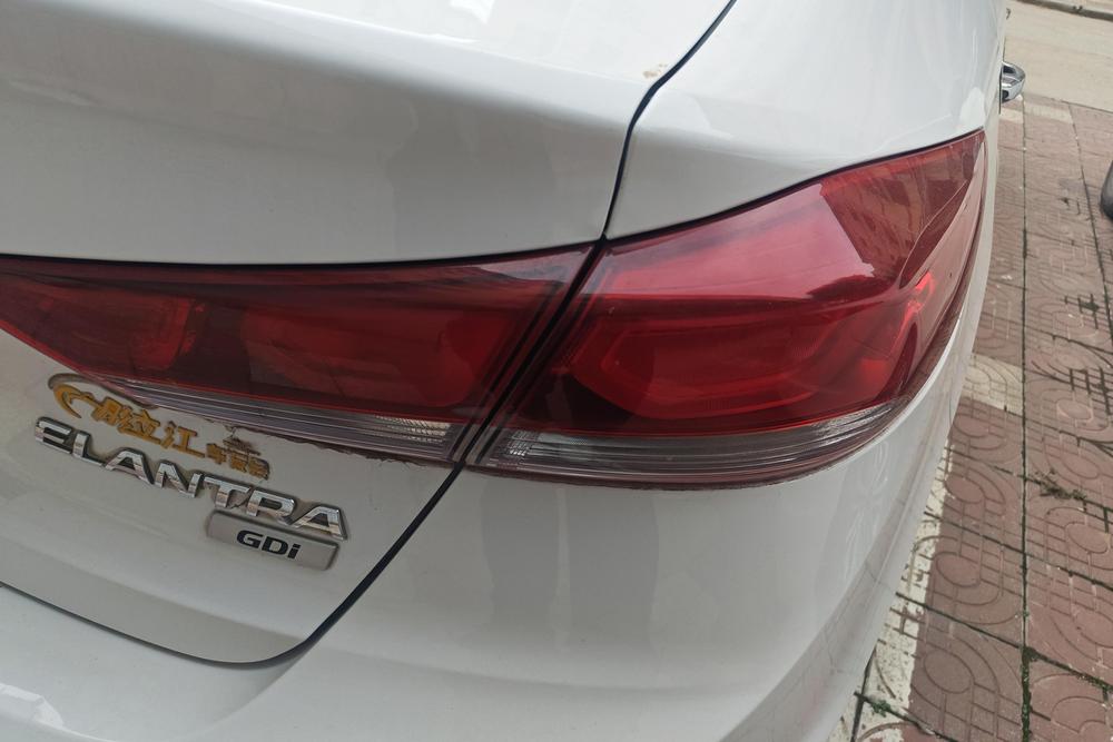 Hyundai Elantra Lingdong