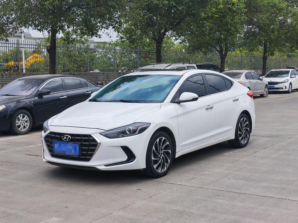 Hyundai Elantra Lingdong