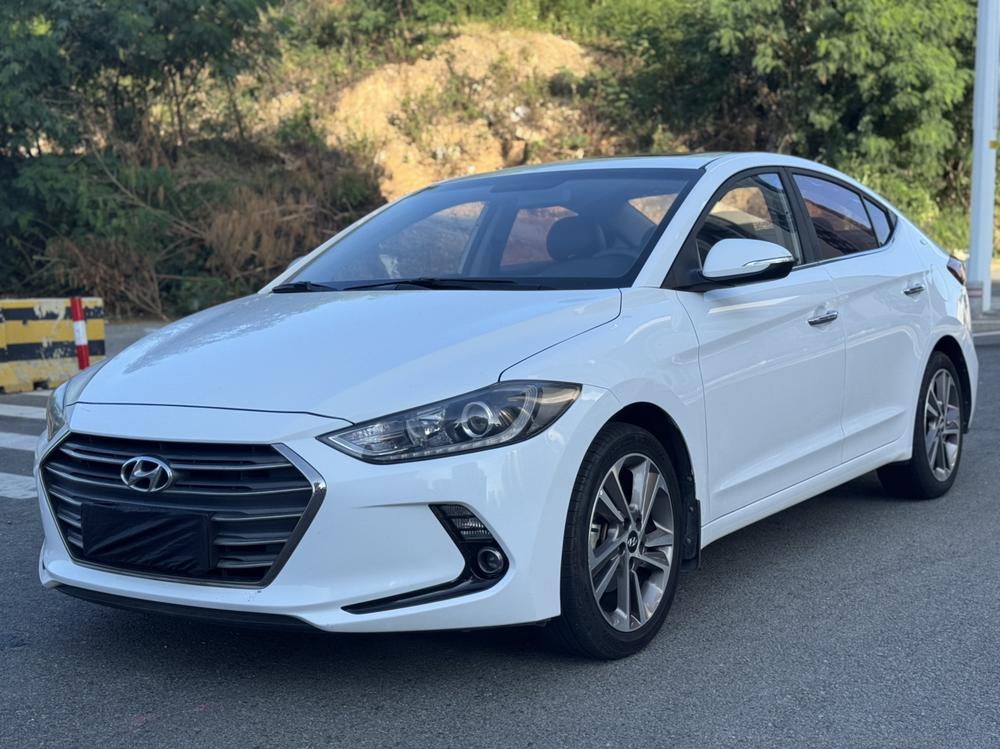 Hyundai Elantra Lingdong
