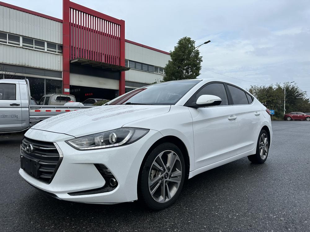 Hyundai Elantra Lingdong