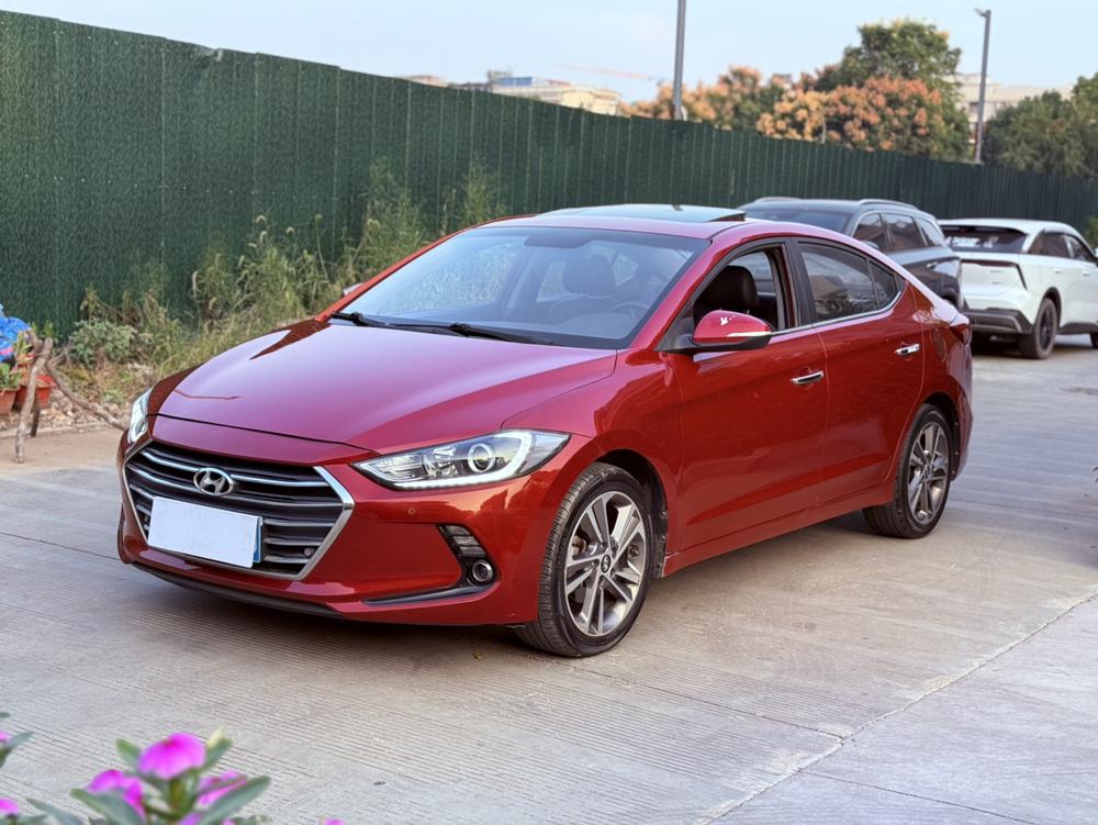 Hyundai Elantra Lingdong