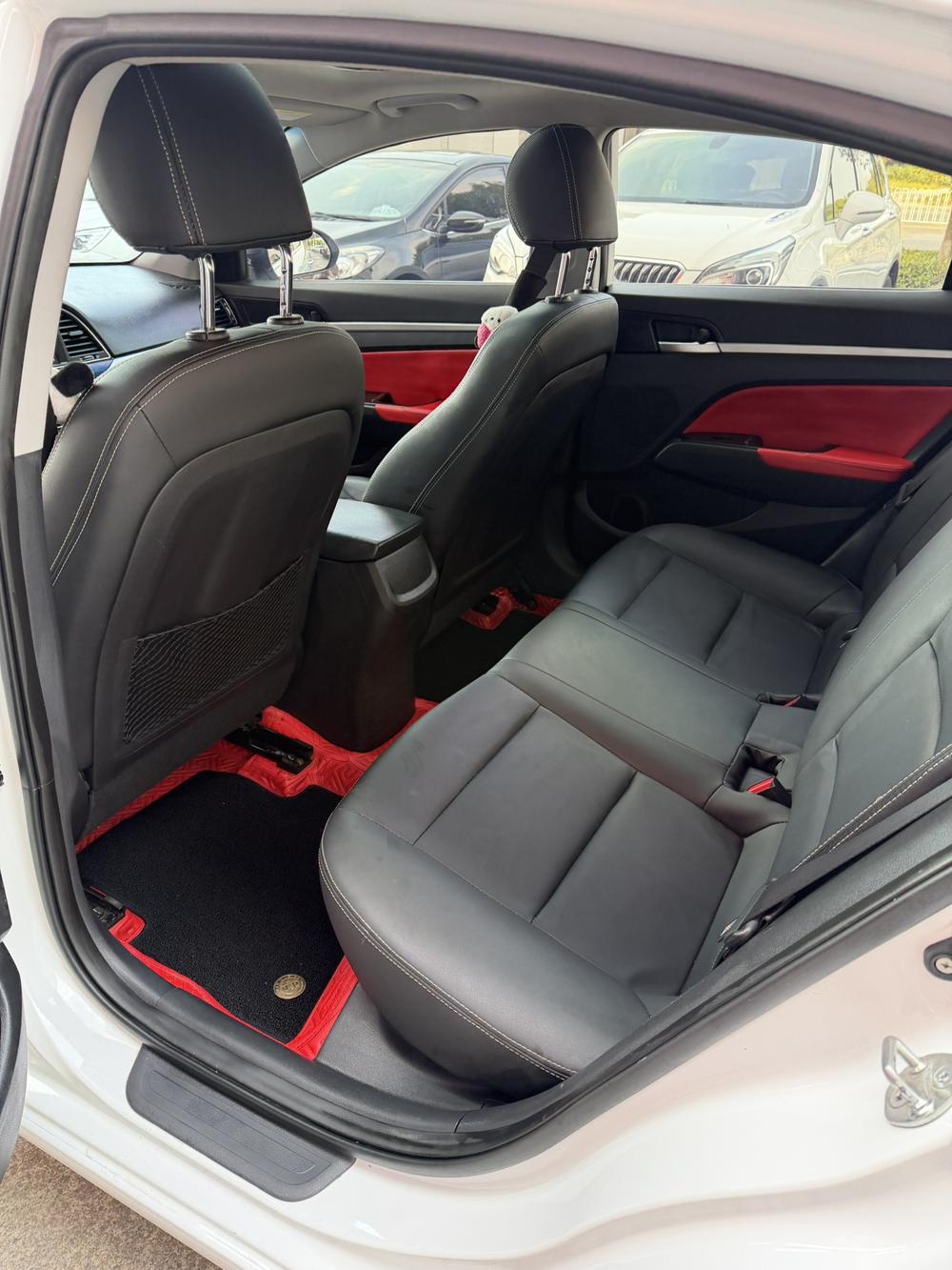 Hyundai Elantra Lingdong