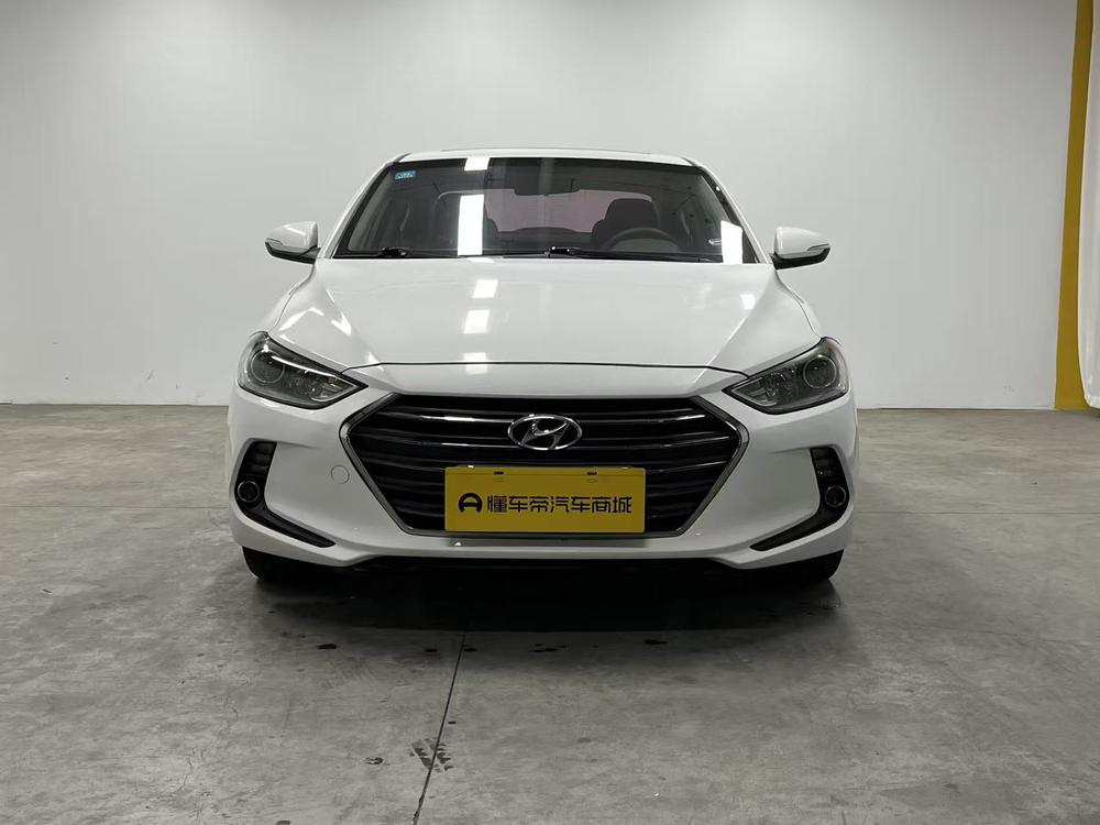 Hyundai Elantra Lingdong