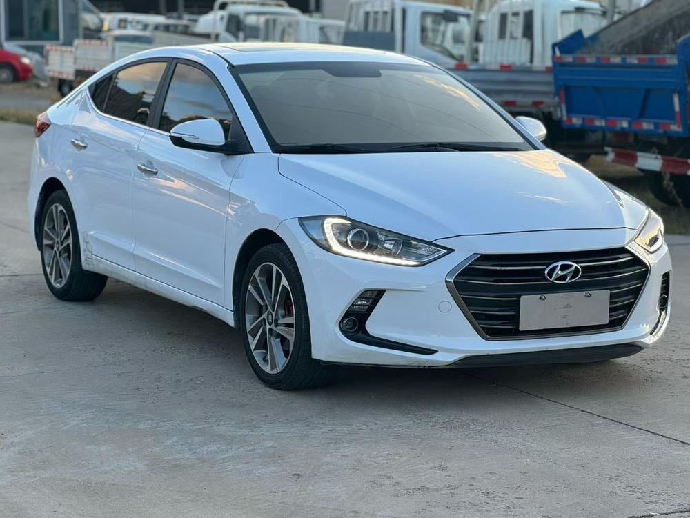Hyundai Elantra Lingdong