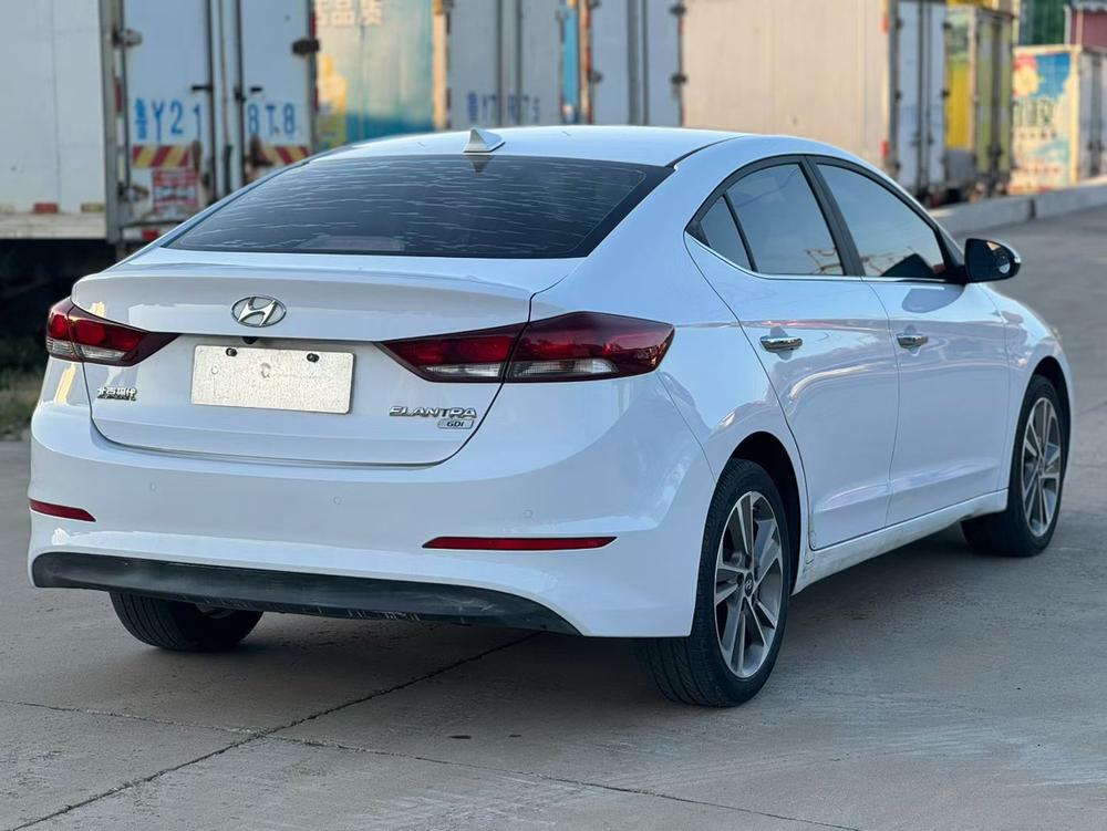 Hyundai Elantra Lingdong