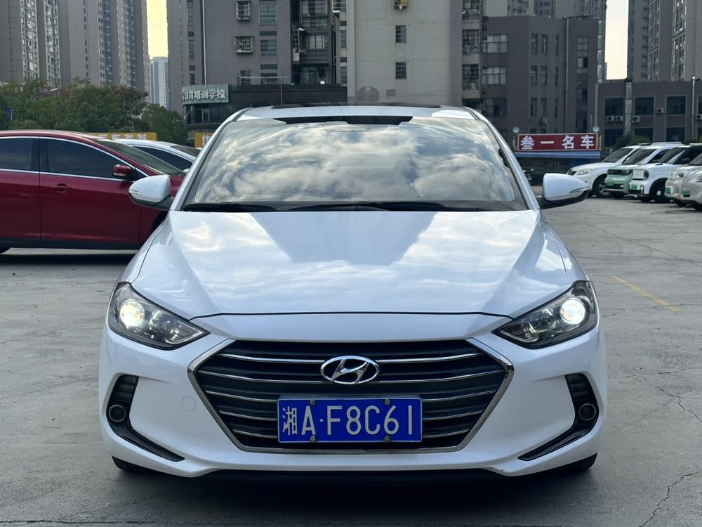 Hyundai Elantra Lingdong