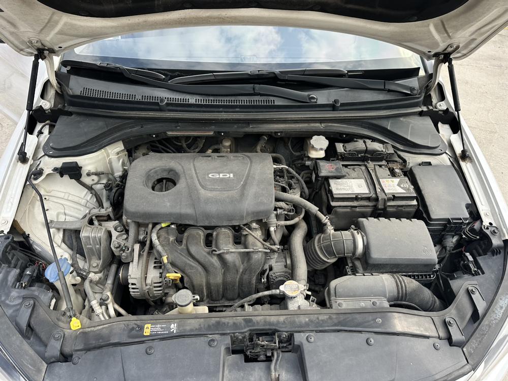 Hyundai Elantra Lingdong