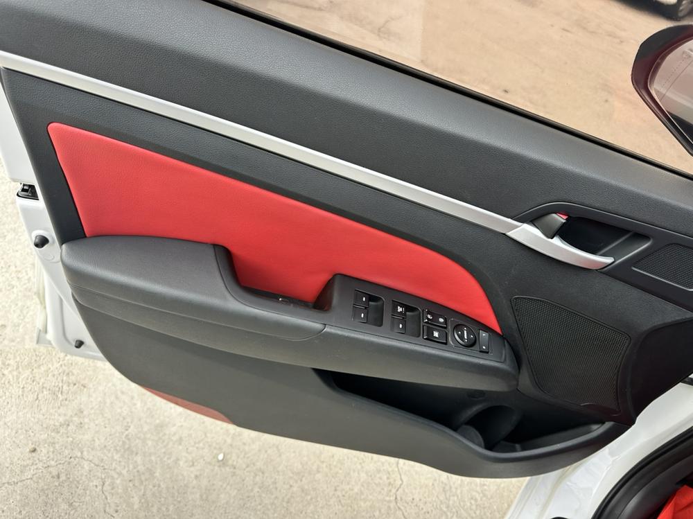 Hyundai Elantra Lingdong