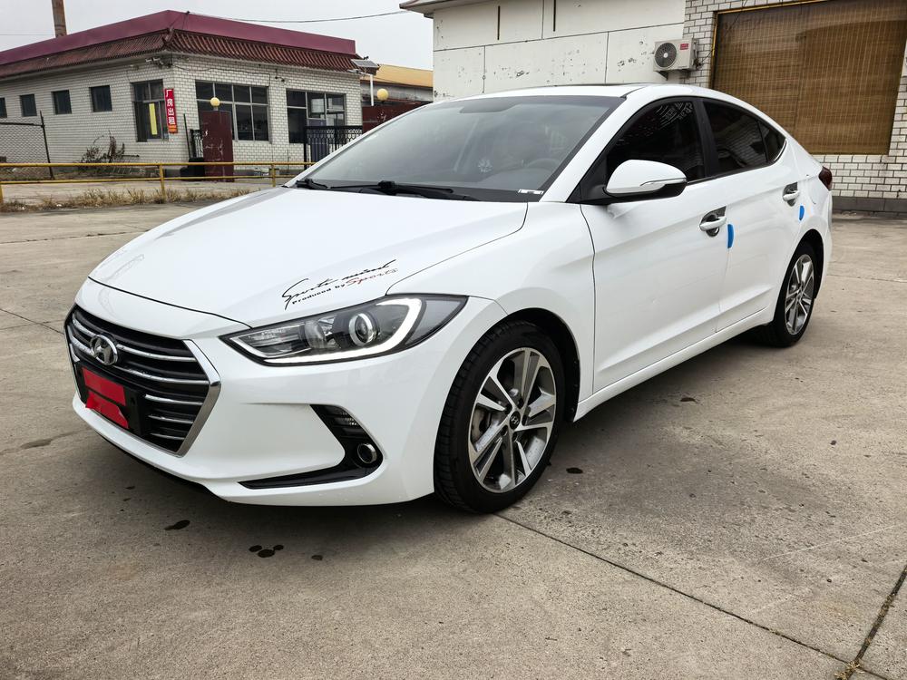 Hyundai Elantra Lingdong