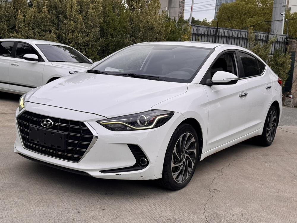 Hyundai Elantra Lingdong