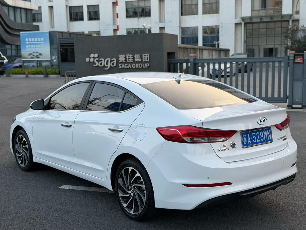 Hyundai Elantra Lingdong