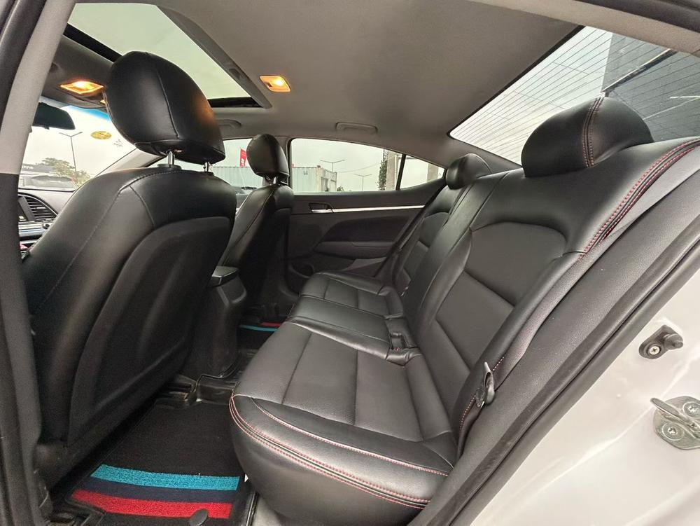 Hyundai Elantra Lingdong