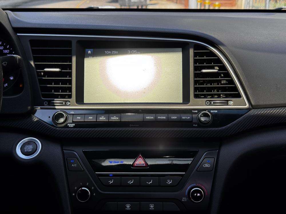 Hyundai Elantra Lingdong