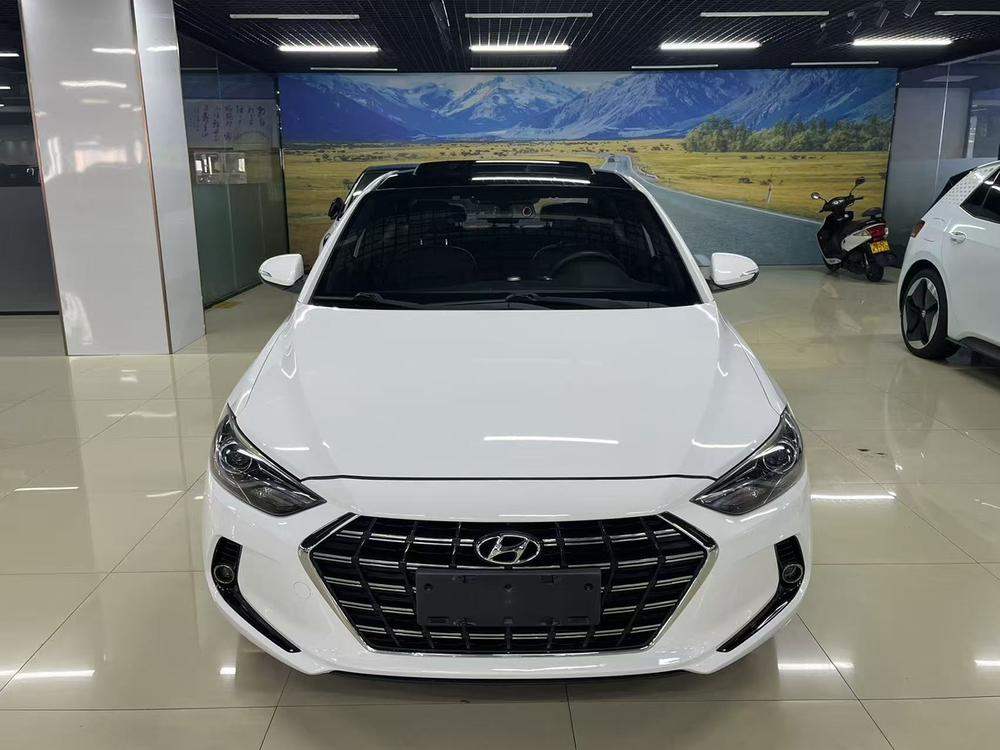Hyundai Elantra Lingdong