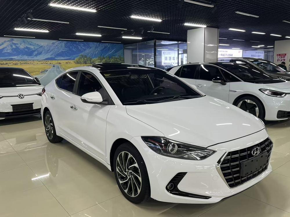 Hyundai Elantra Lingdong