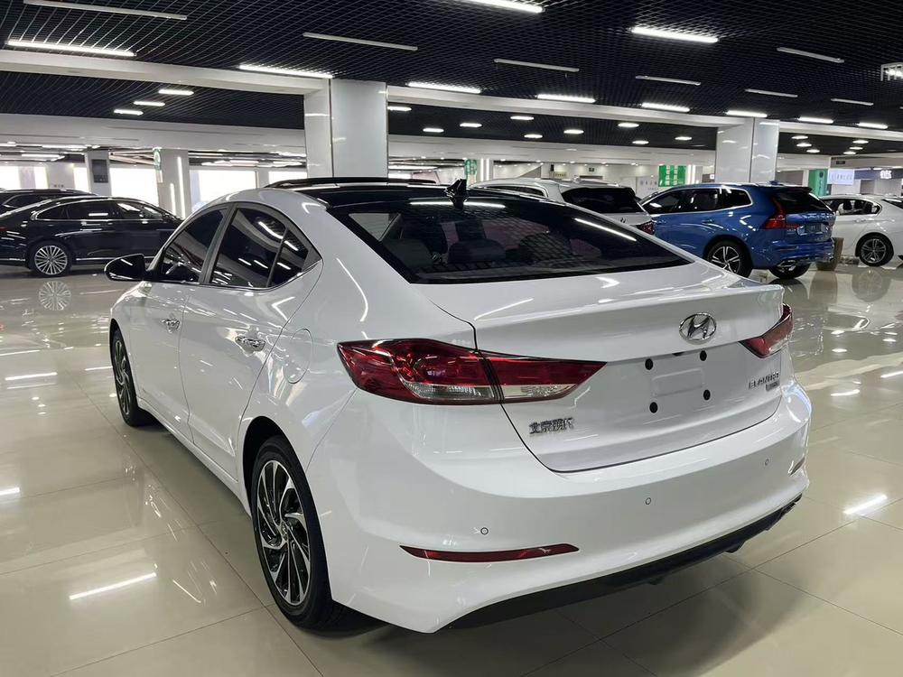 Hyundai Elantra Lingdong