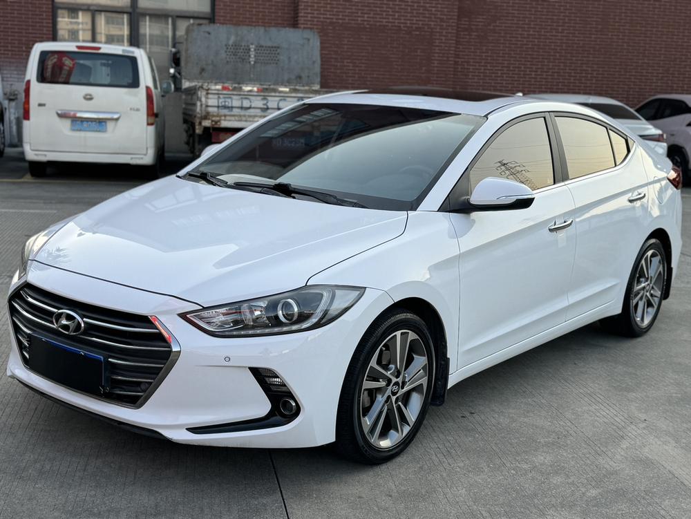 Hyundai Elantra Lingdong