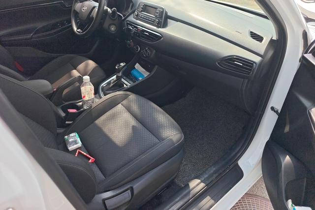 Hyundai Elantra Yuedong