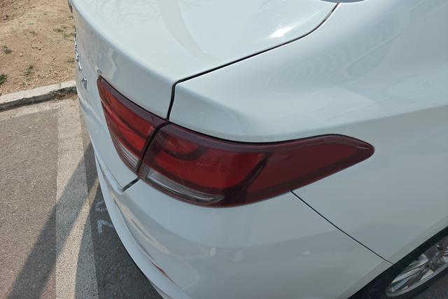 Hyundai Elantra Yuedong