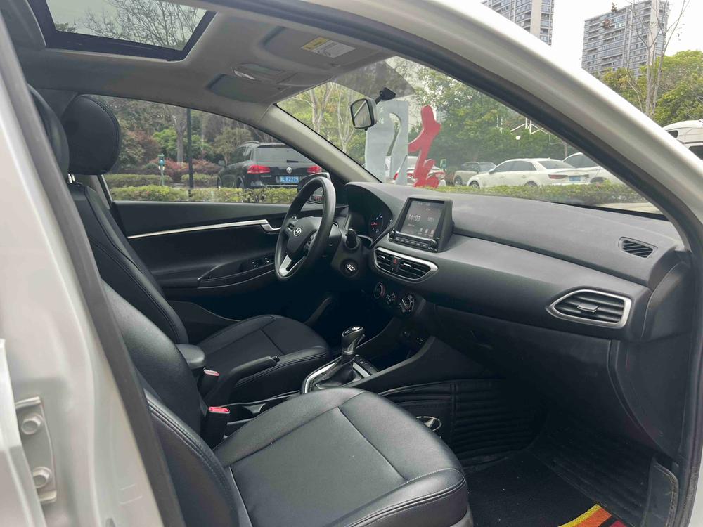 Hyundai Elantra Yuedong