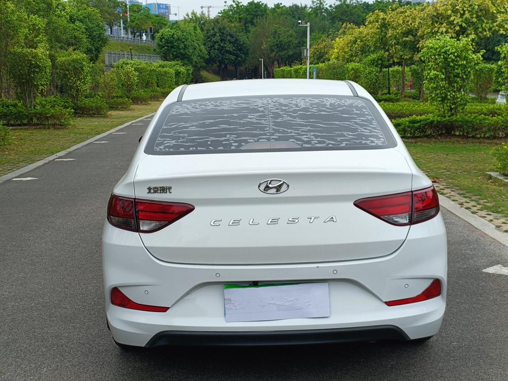 Hyundai Elantra Yuedong