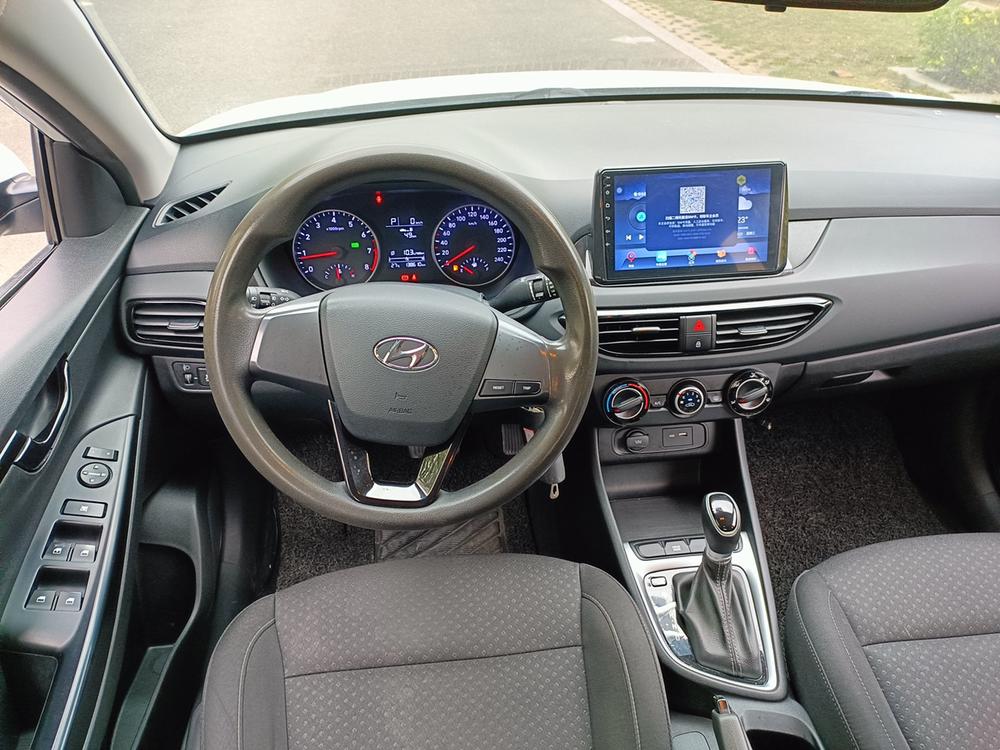 Hyundai Elantra Yuedong