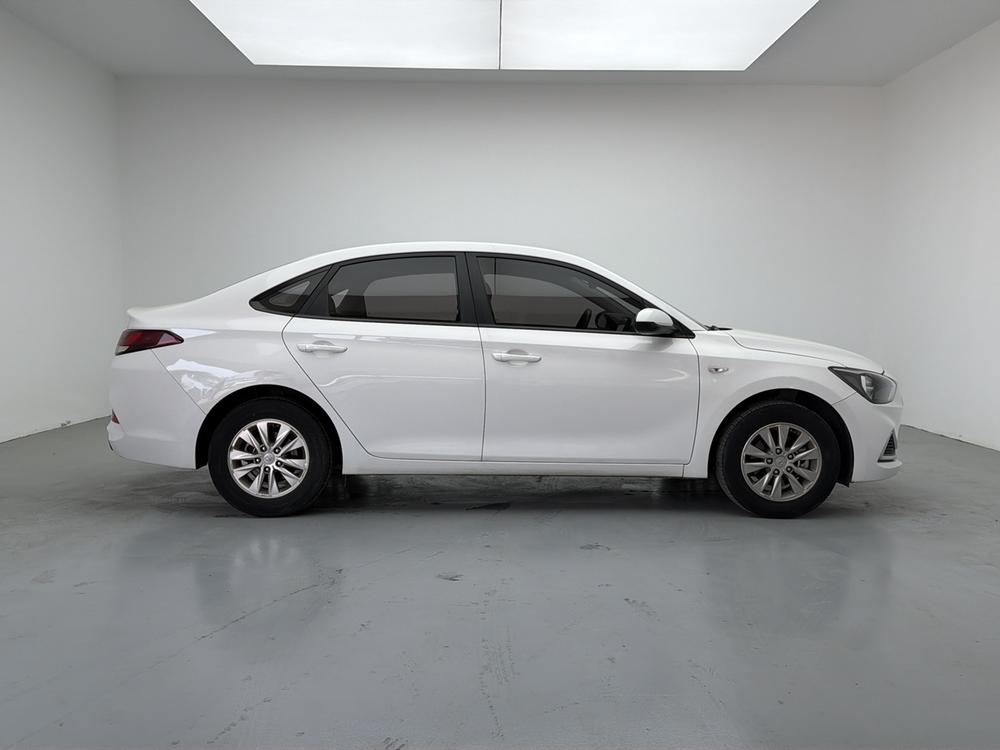 Hyundai Elantra Yuedong