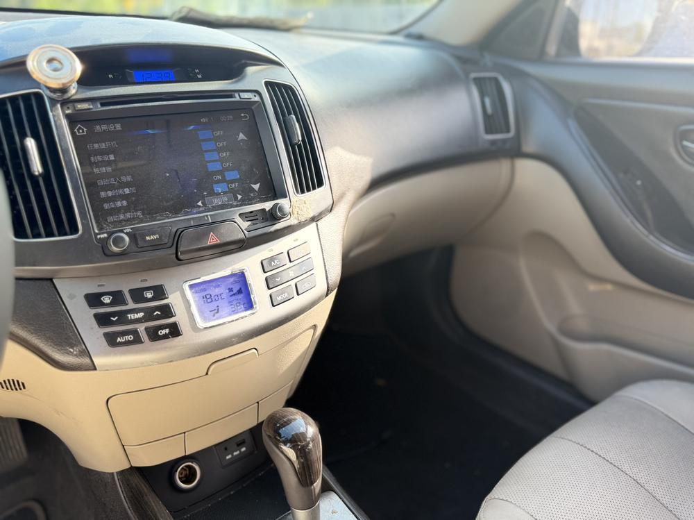 Hyundai Elantra Yuedong