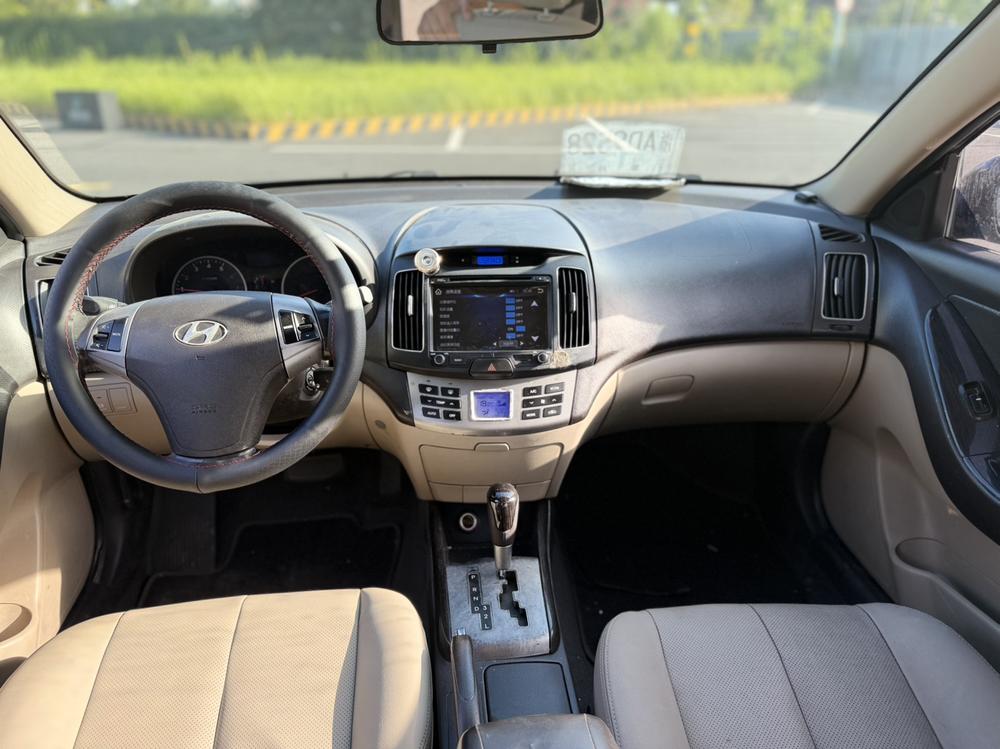Hyundai Elantra Yuedong