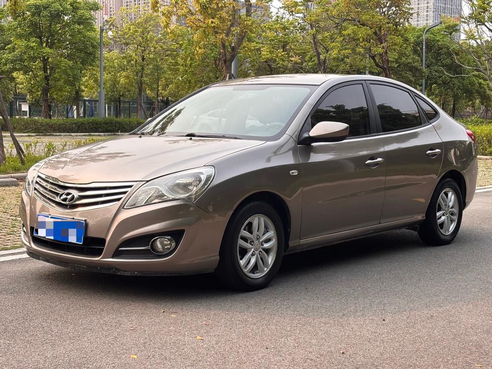 Hyundai Elantra Yuedong