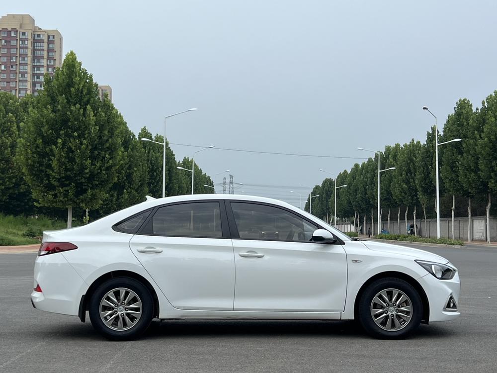 Hyundai Elantra Yuedong