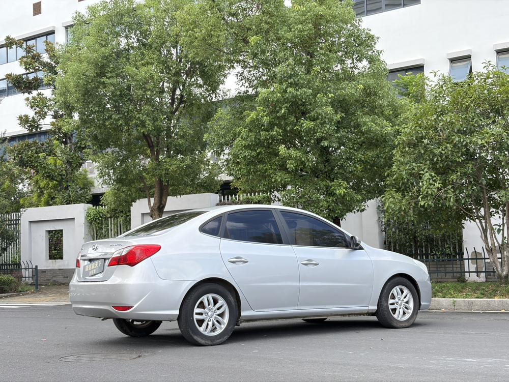 Hyundai Elantra Yuedong
