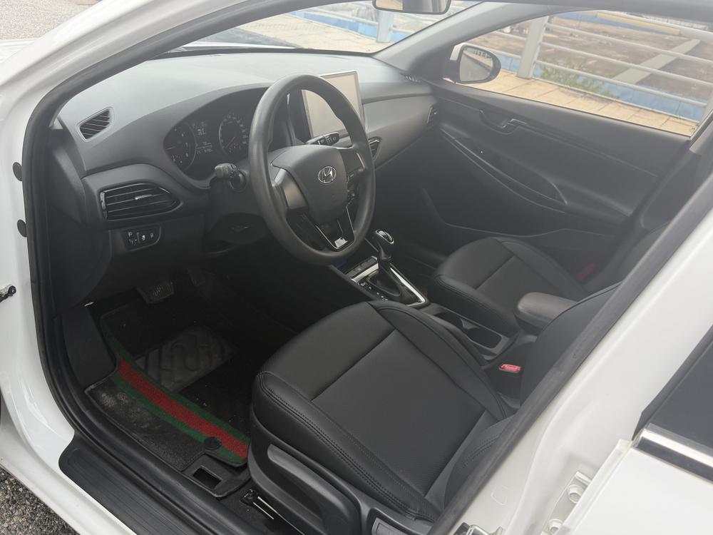 Hyundai Elantra Yuedong