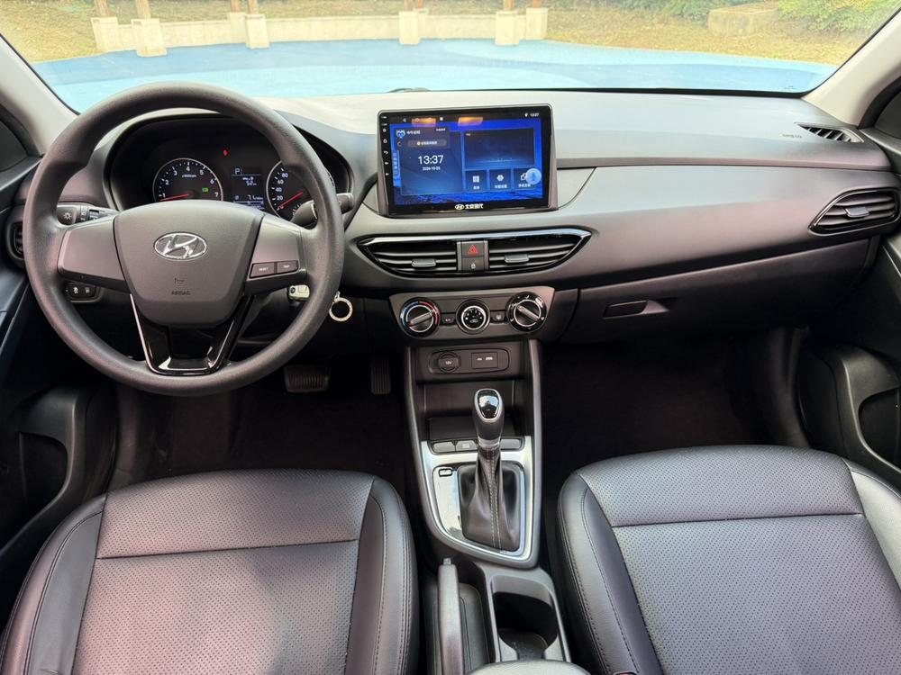 Hyundai Elantra Yuedong