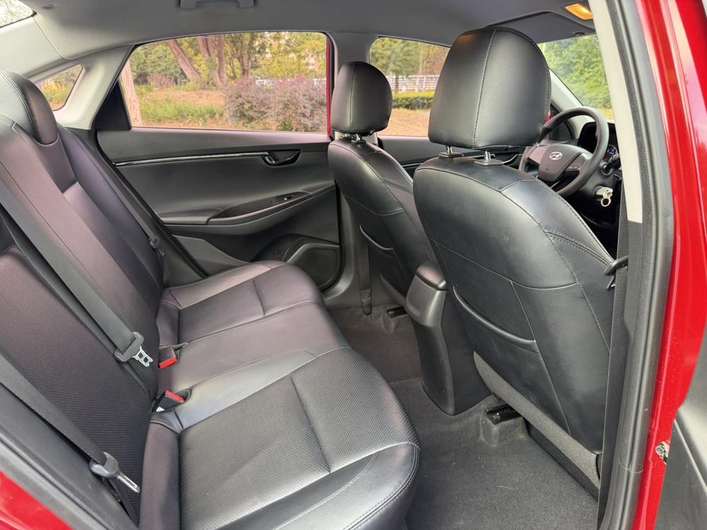 Hyundai Elantra Yuedong