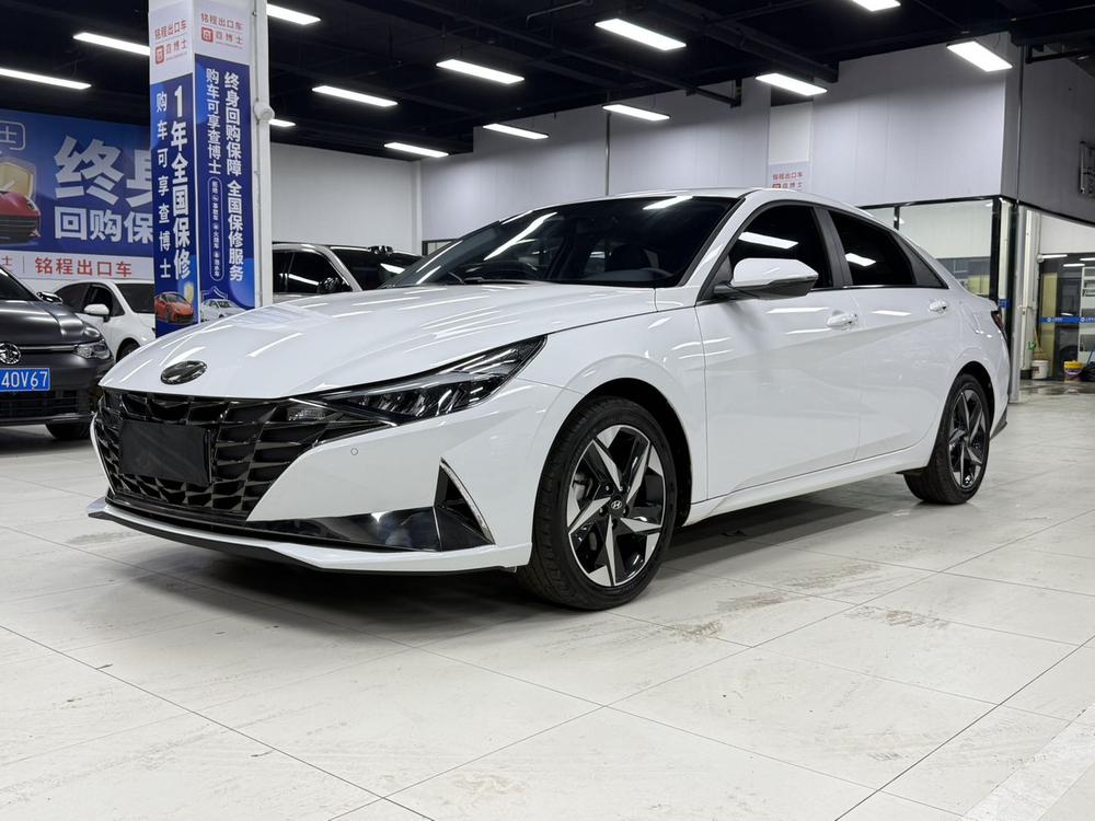 Hyundai Elantra