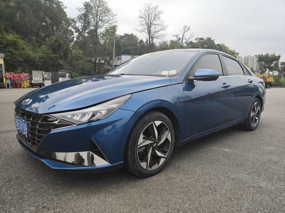 Hyundai Elantra
