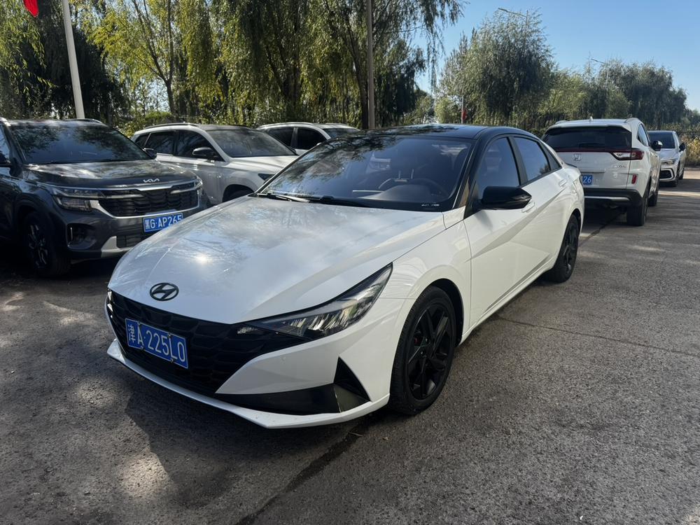 Hyundai Elantra
