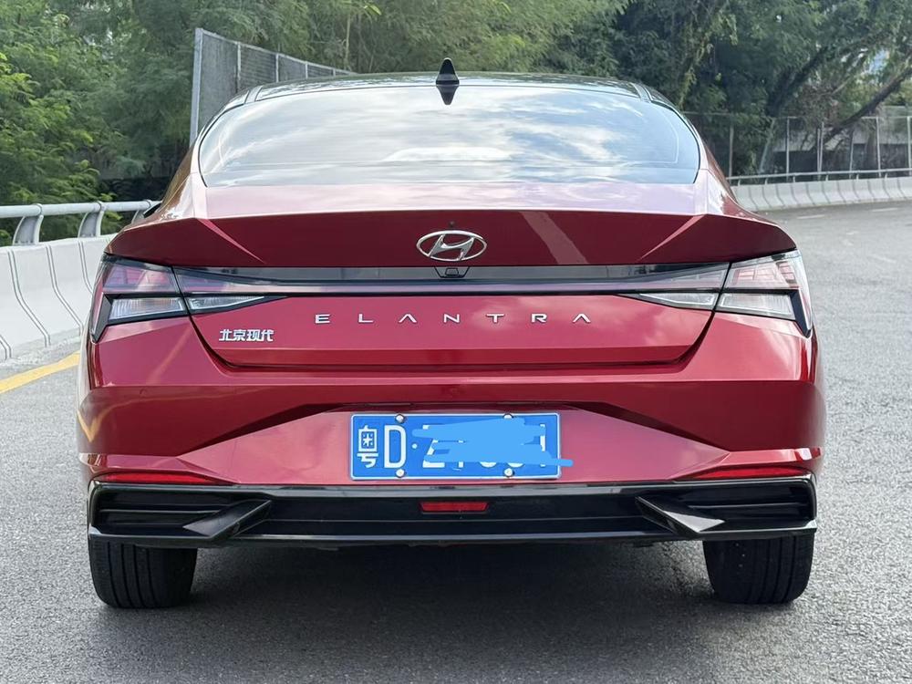 Hyundai Elantra