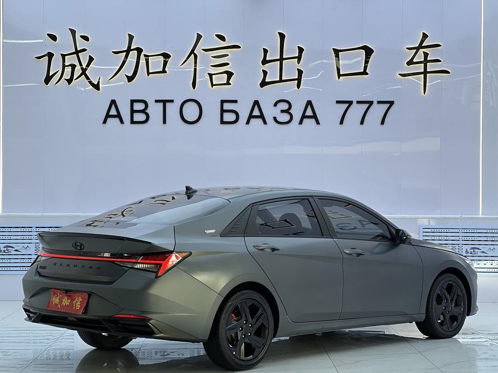 Hyundai Elantra