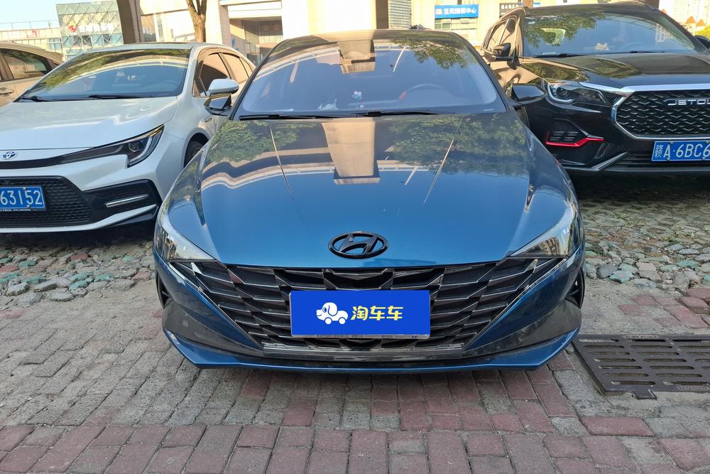 Hyundai Elantra