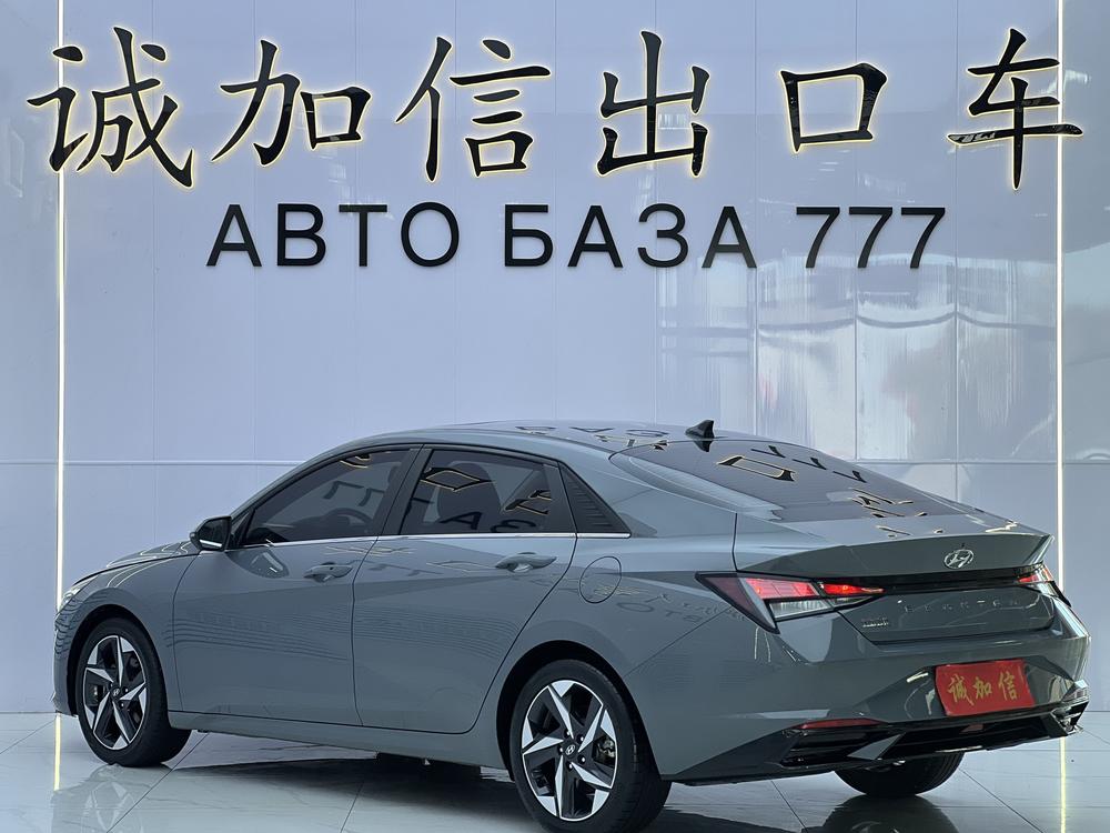 Hyundai Elantra
