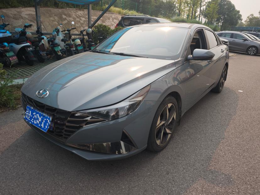 Hyundai Elantra