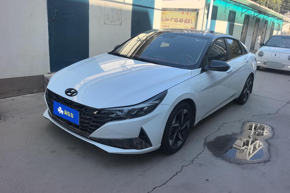 Hyundai Elantra