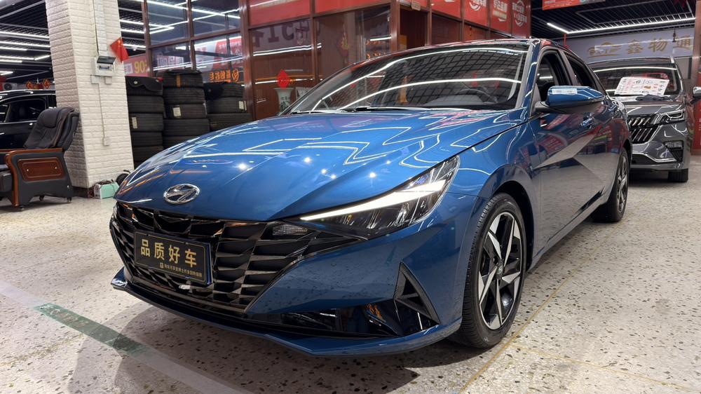 Hyundai Elantra