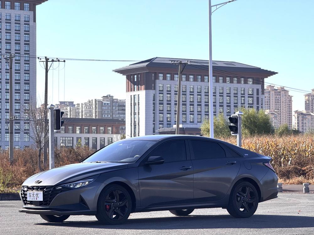 Hyundai Elantra
