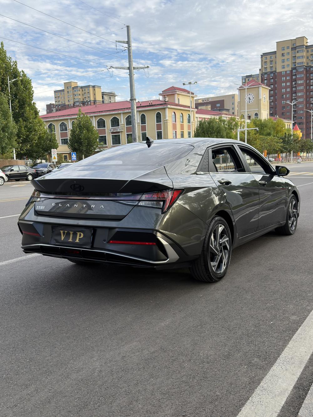 Hyundai Elantra